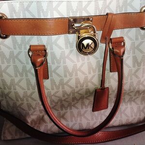 Michael Kors Tan and Cream Signature Tote
